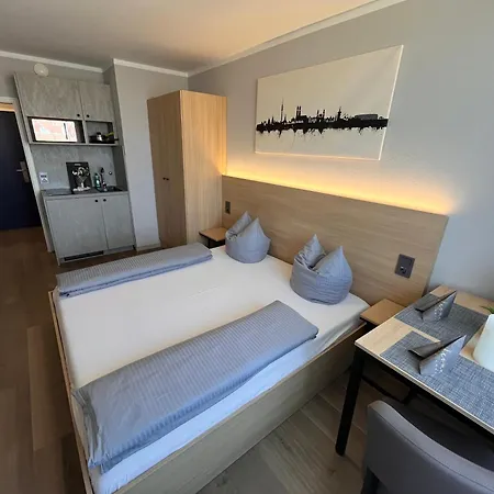 Centerroom Muenchen City-2